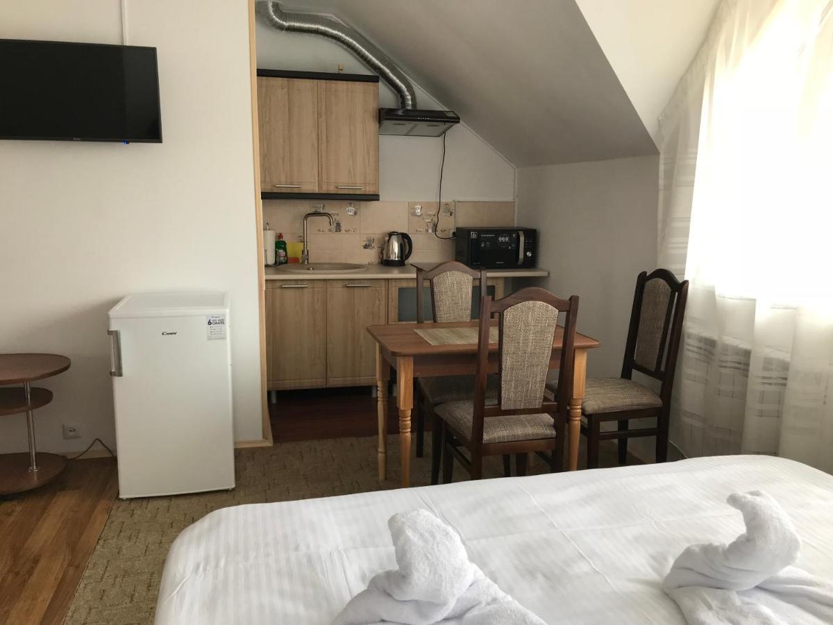 Sun Hotel Mizhhirya  Экстерьер фото